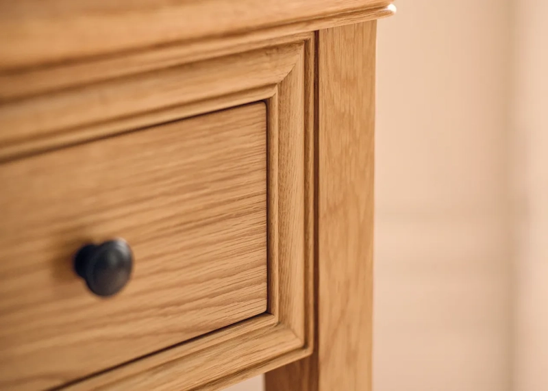 Willis & Gambier Bordeaux Dressing Table